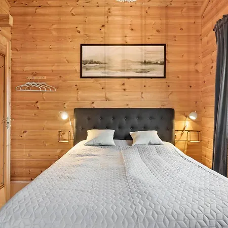 Ferienhaus Lovely In Vaeggerlose With Kitchen Bøtø By