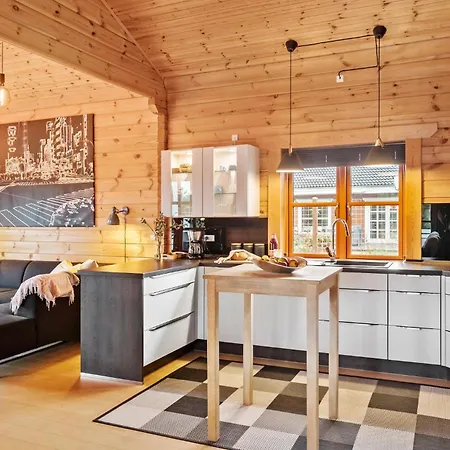 Ferienhaus Lovely In Vaeggerlose With Kitchen *