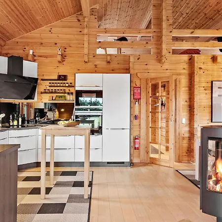 Lovely In Vaeggerlose With Kitchen * Bøtø By