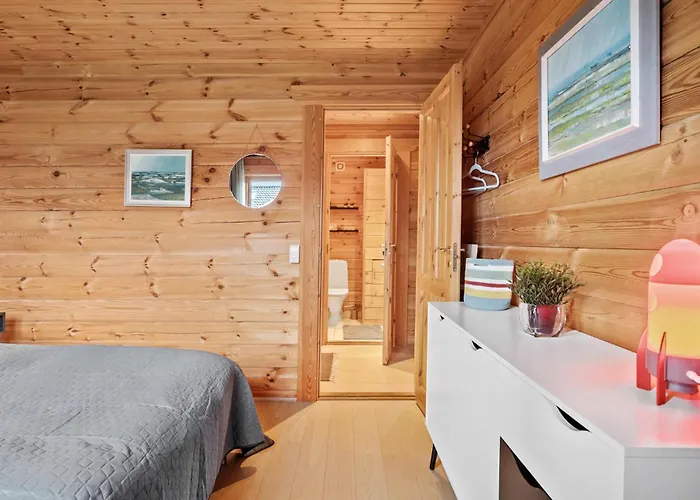 Lovely In Vaeggerlose With Kitchen Boto By